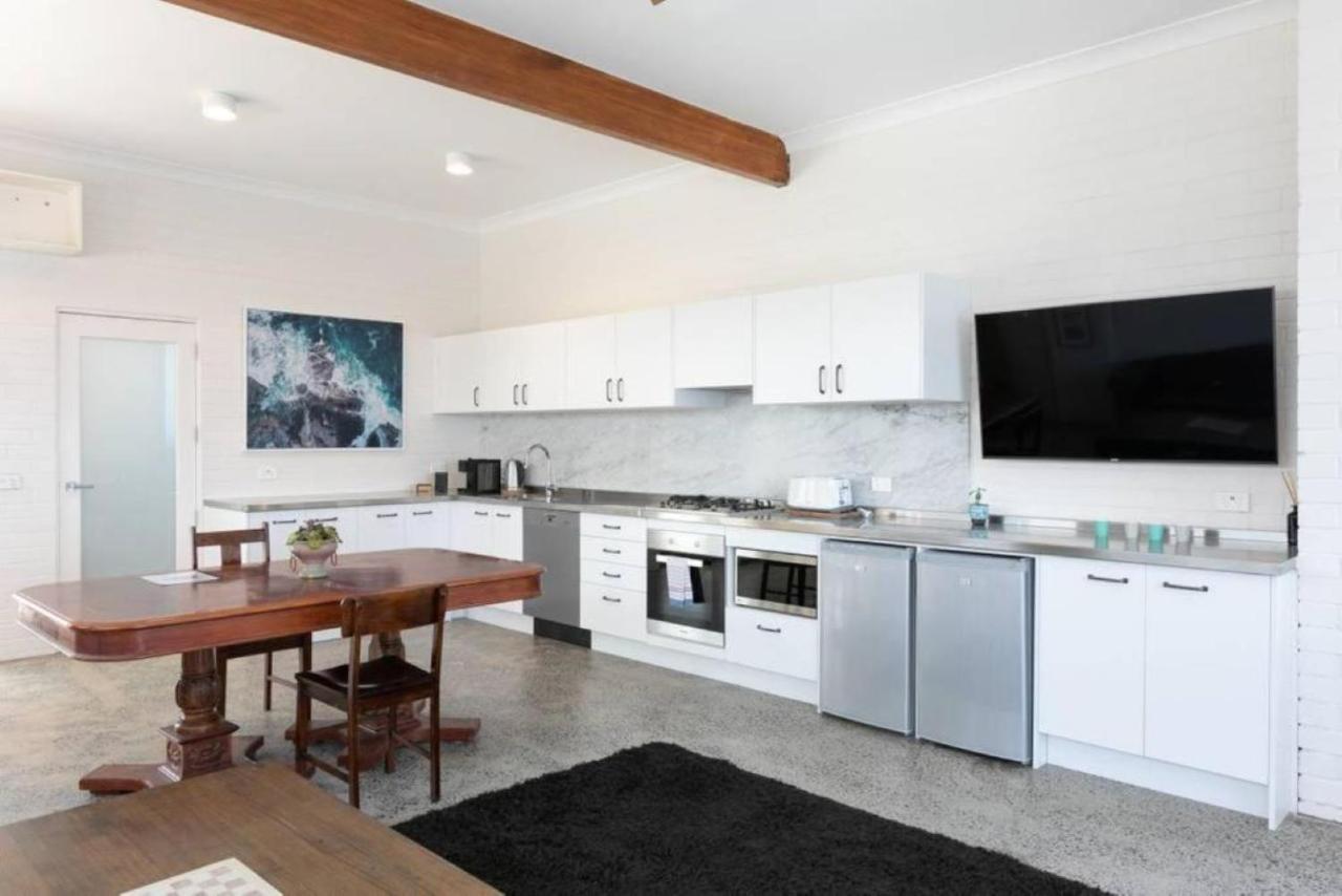 Cliffside: Bondi Sydney
