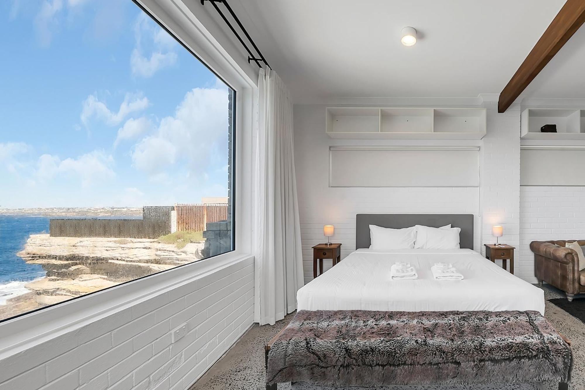 Cliffside: Bondi *